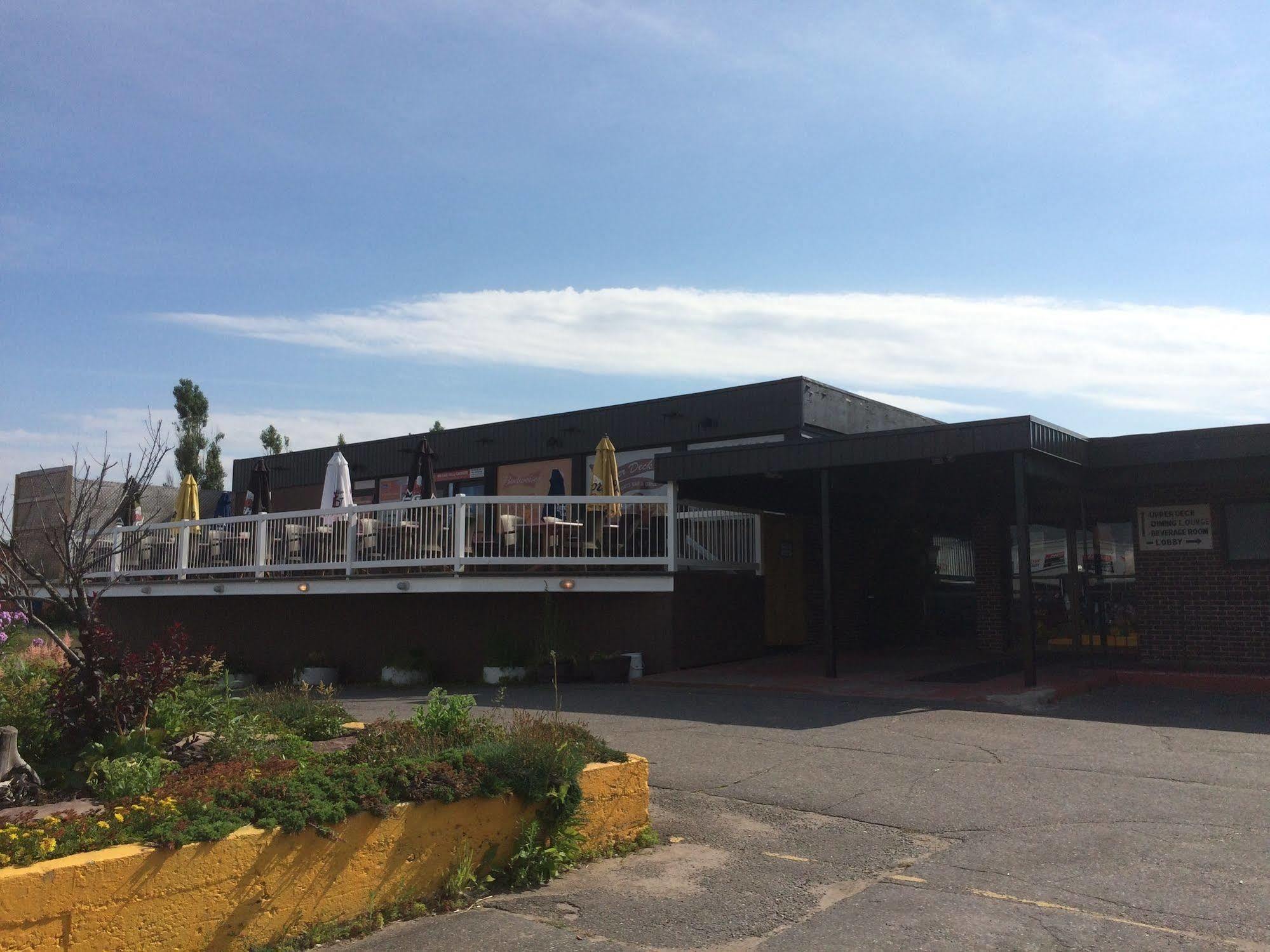 Canadian Motor Hotel Sault Ste. Marie Bagian luar foto